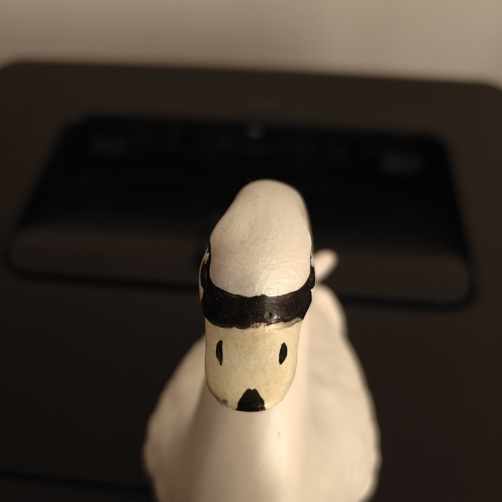 Neutral White Swan Figurine Home Accent - Picture 5 of 6